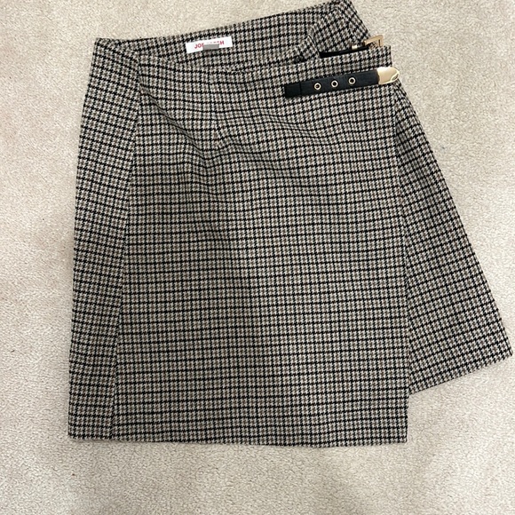 Joe fresh houndstooth skirt with leather belt size 6 NWT - Picture 1 of 1